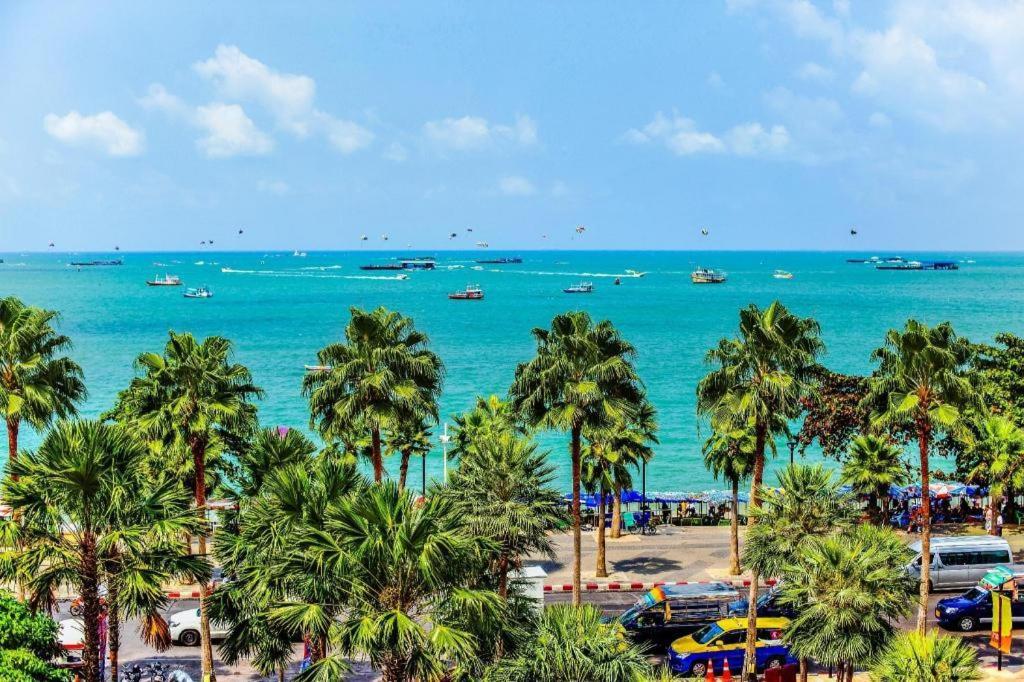 The Park Hotel Pattaya Extérieur photo