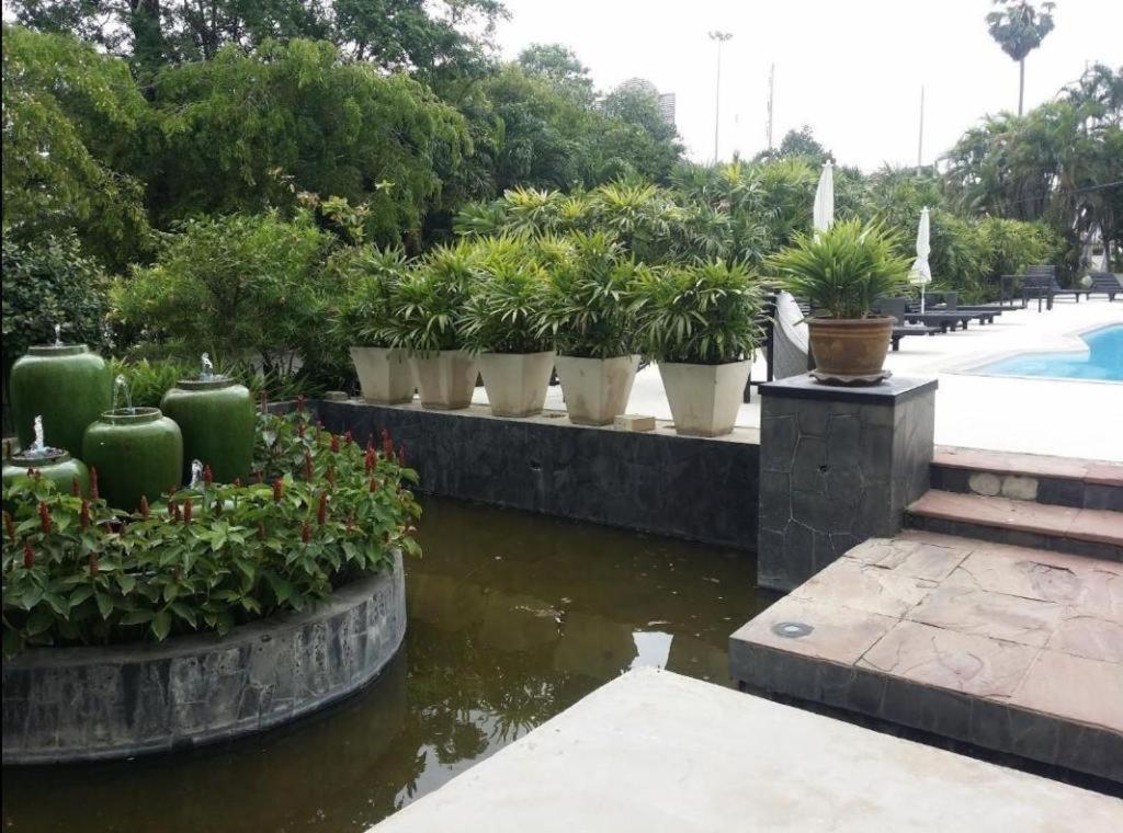The Park Hotel Pattaya Extérieur photo