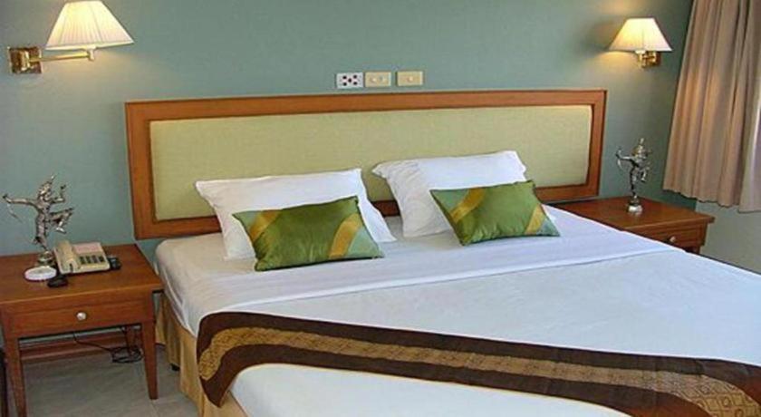 The Park Hotel Pattaya Extérieur photo