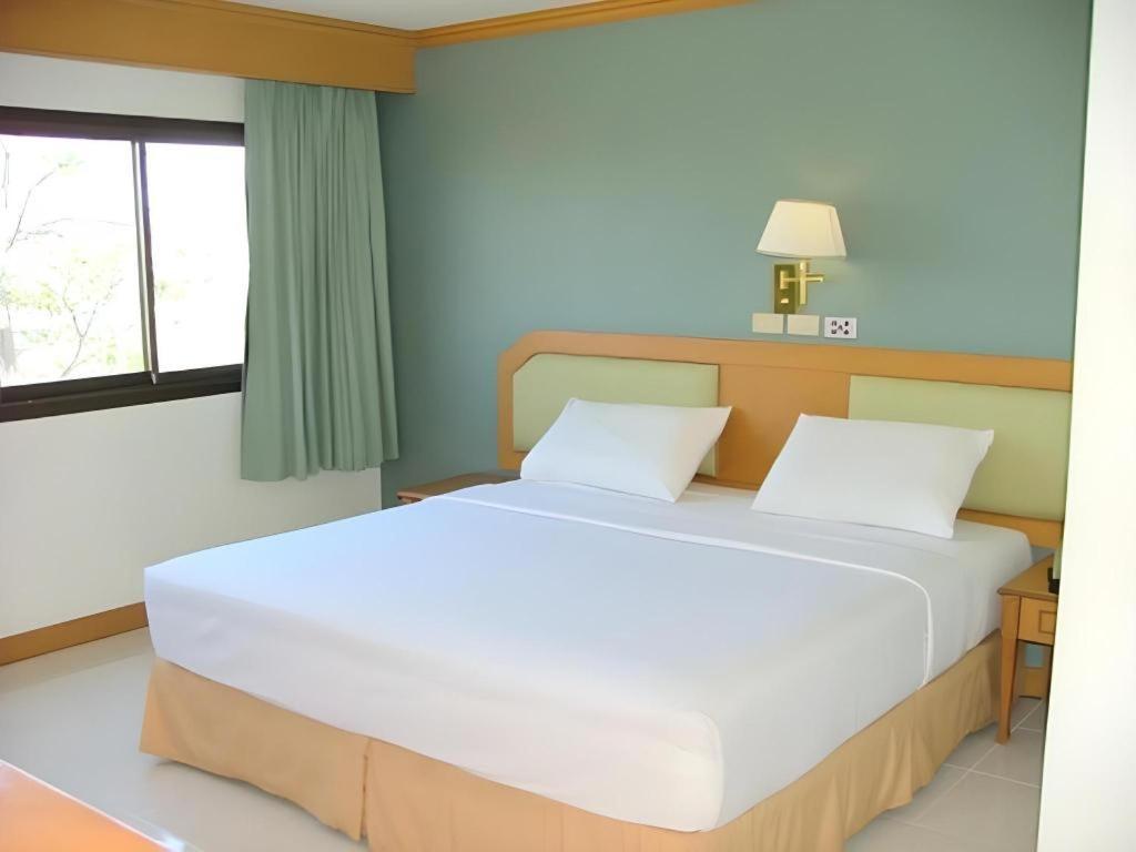 The Park Hotel Pattaya Extérieur photo